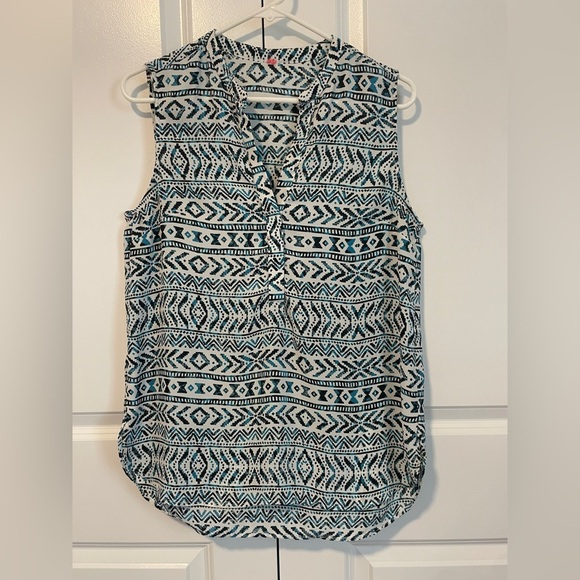 Aztec Print Sleeveless Top - Picture 1 of 7